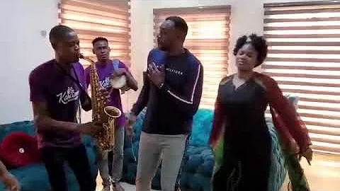 SEE ODUNLADE ADEKOLA'S SURPRISE BIRTHDAY OF BY HER FRIENDS HOLLYWOOD ACTOR'S ENIOLA AJAO