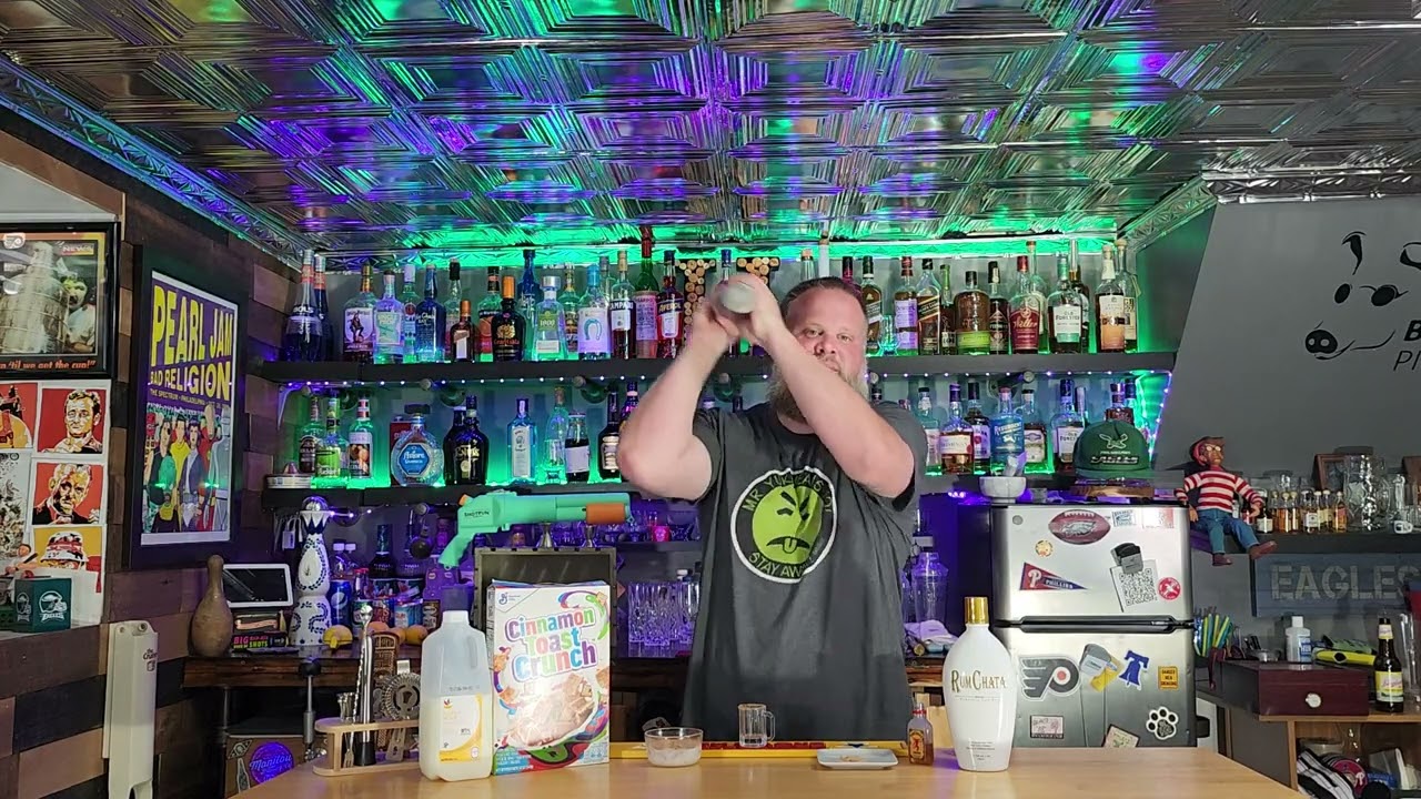 Cinnamon Toast Crunch Breakfast Shot - Serial Cereal Shooters