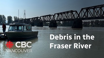 Debris washing into the Fraser River from the Chilcotin River landslide
