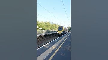 Crosscountry Class 221 Super Voyager Manchester Piccadilly to Reading passing Tipton #trainspotting
