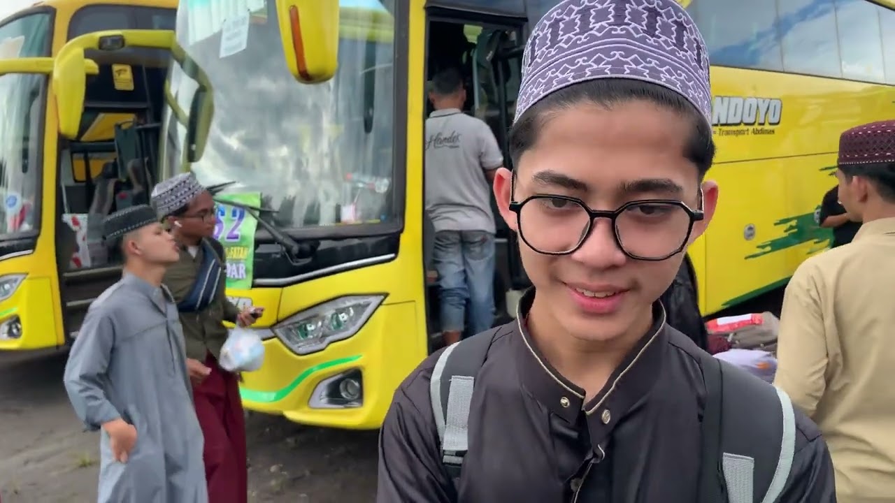 SANTRI TEMBORO PULANG KAMPUNG!!! RIBUAN SANTRI PONPES AL-FATAH TEMBORO MAGETAN PULANG KAMPUNG 