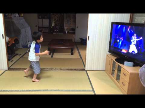 4歳児、C&K へべれけ宣言踊ったー！