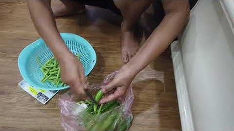 Hướng dẫn cách sơ chế quả lặc lè luộc