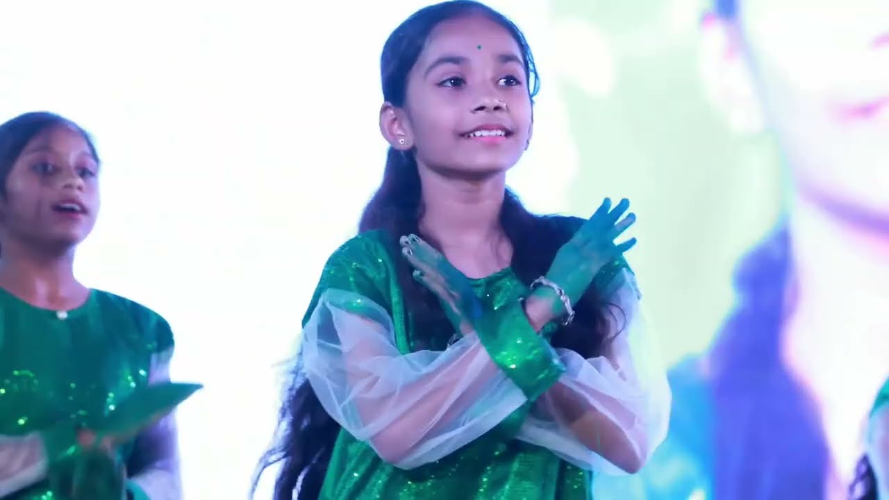 Watch a powerful and emotional dance performance by the 6th-
