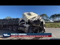 Colisão entre três caminhões deixa ferido na BR-376 em Ponta Grossa