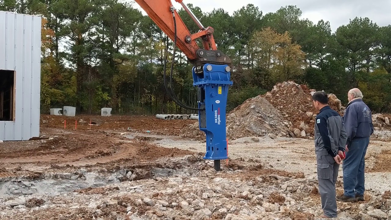 Testing HydroRam Hydraulic Hammer Excavator Attachment