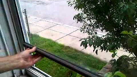 HOW TO: Taking Out A Storm Window