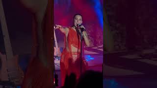 vradia in athens 🧡 #vradia #roi612 #evangelia #live #performance #greek #tour #greekamerican