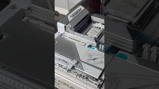 ESSA GIGABYTE TÁ LINDA! X870E AORUS PRO ICE