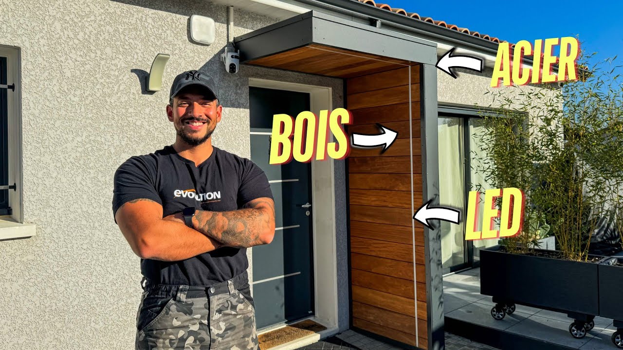 Je construis un auvent moderne en acier et bois exotique