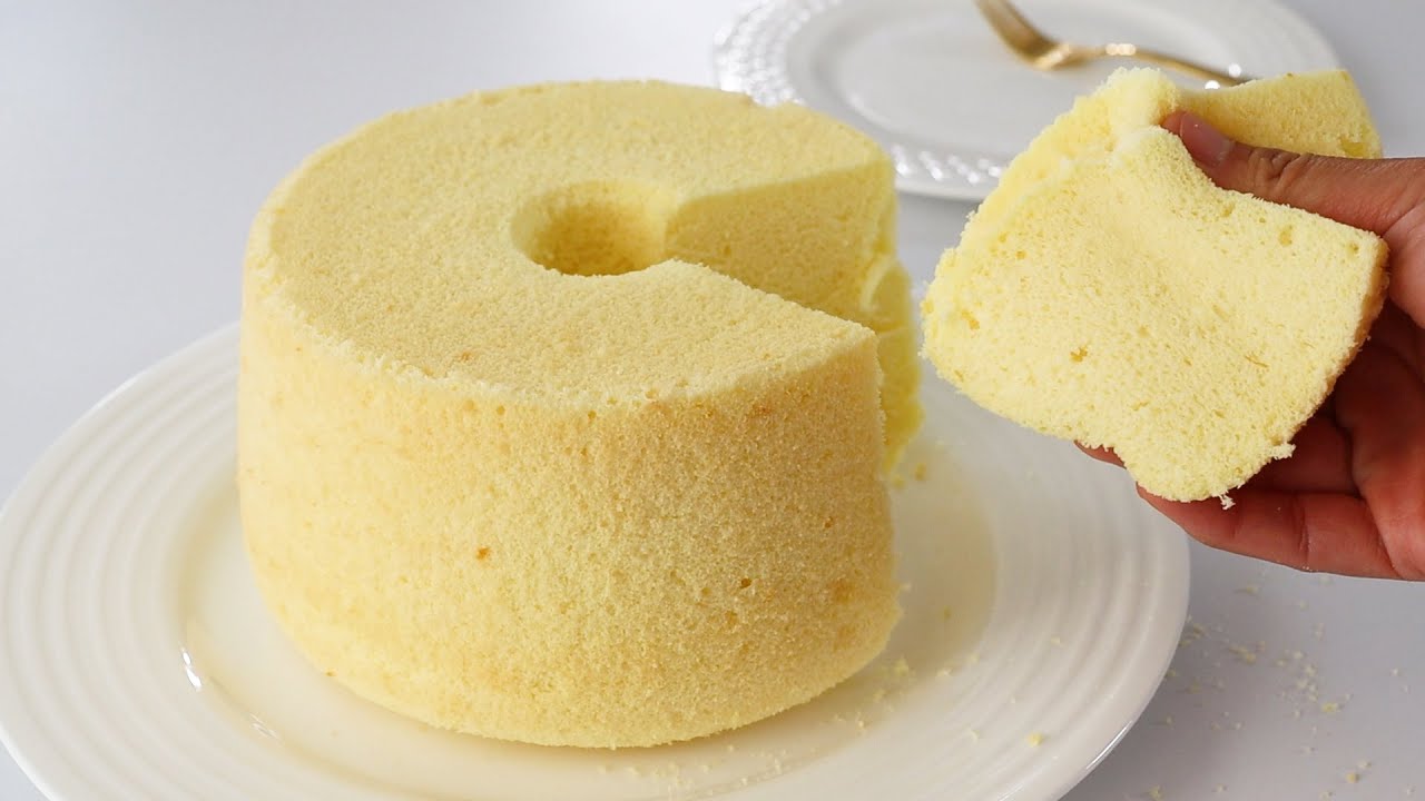 Никто не поверит этому пышному и влажному пирогу с лимоном! Невероятно вкусно и легко