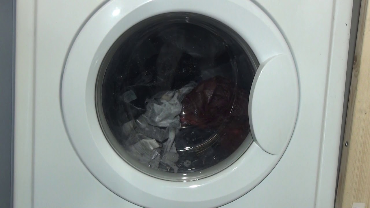 Machine à laver INDESIT WIB111 UK pieds x4 Machine à laver INDESIT WIB111 UK pieds x4