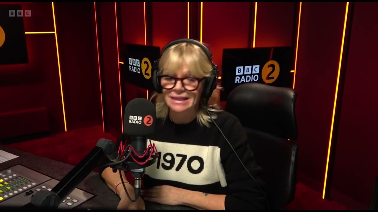 Zoe Ball To Leave Radio 2 Breakfast Show