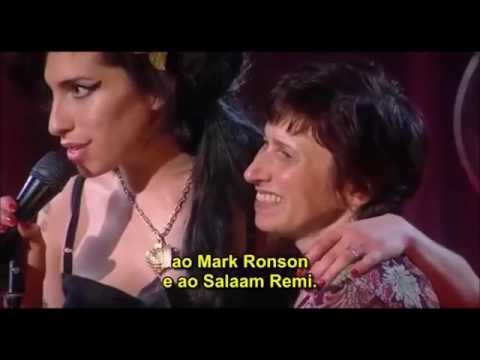 Vidéo: Amy Winehouse fond en larmes à la cérémonie des Grammy