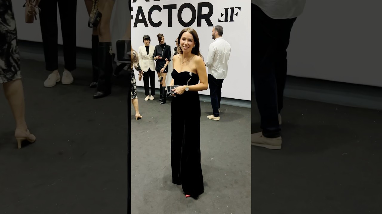 What are people in Dubai wearing 