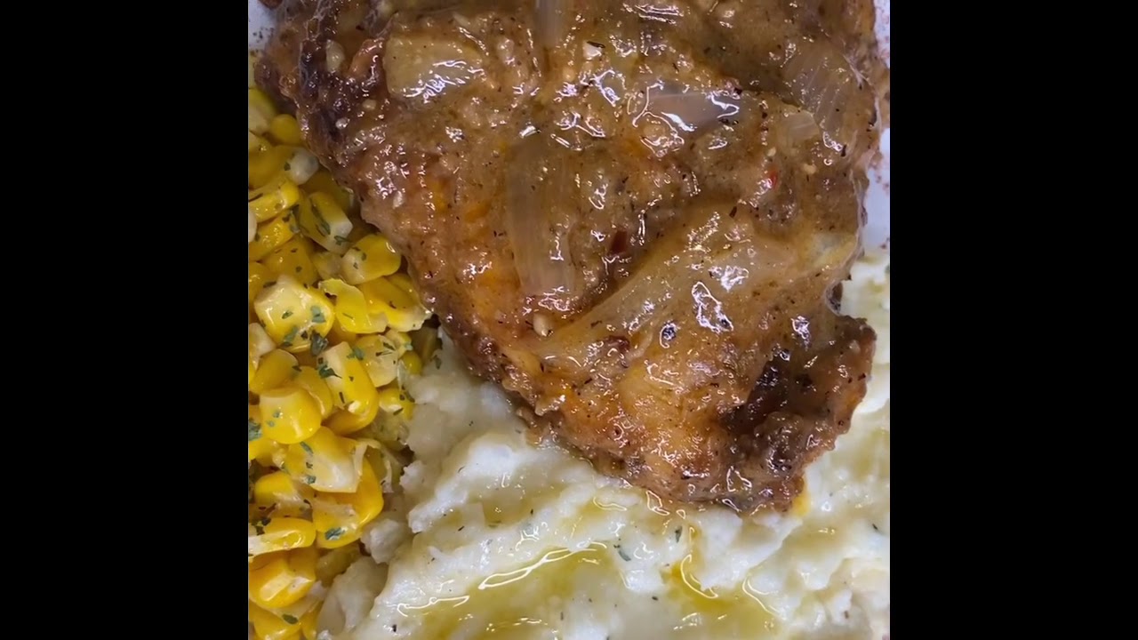 Fried Turkey Chops Smothered In Gravy 