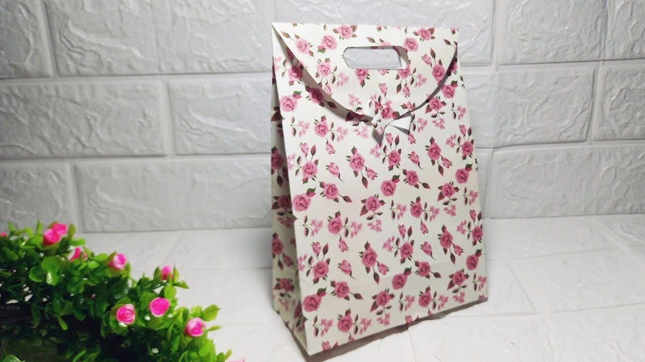 Tutorial Paper Bag | Cara Membuat Paper Bag dari Kertas Kado