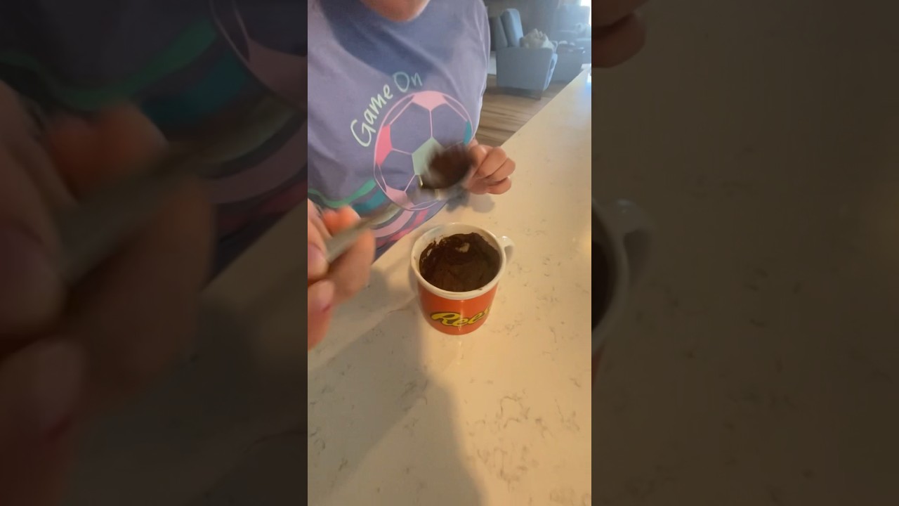 Easy microwave cake!!! YouTube