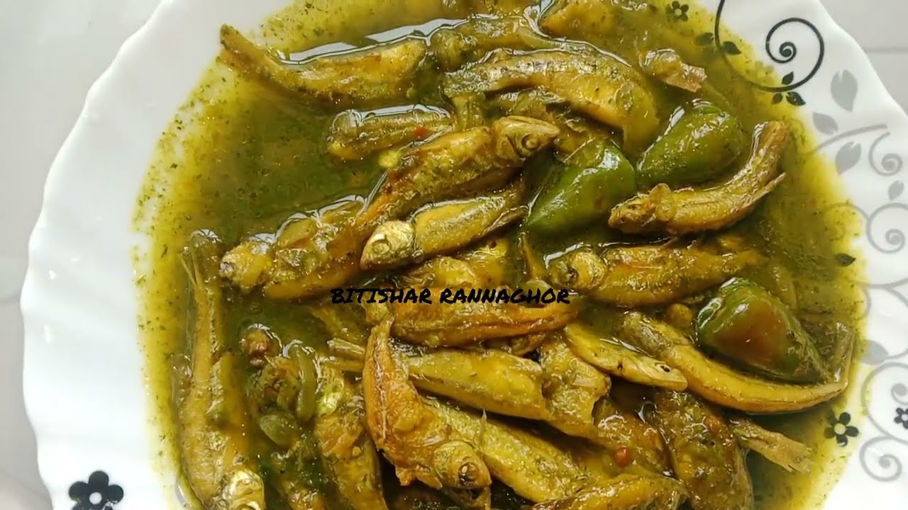 মৌরলা মাছের ঝাল ধনেপাতা বাটা দিয়ে Mourala macher jhal dhonepata bata diye 