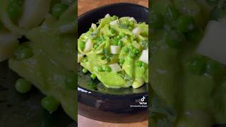 Insalata tiepida di pasta, piselli, primo sale e origano #primipiatti #estate