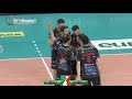 #SpecialVolley - Un'altra magia difensiva di D'hulst, favorisce il pallonetto vincente di Massari