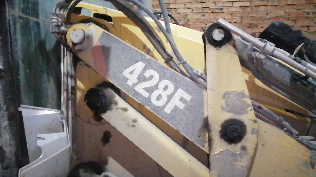 Ремонт JCB 4CX и CATERPILLAR 428F