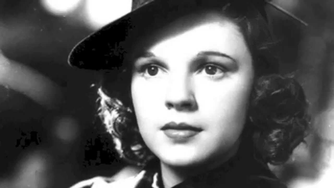 The Judy Garland Souvenir Album "Sweet Sixteen" YouTube