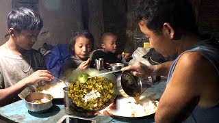 Chicken in dinner || Nepali Village Kitchen || Rural Nepal & Natural cooking ||