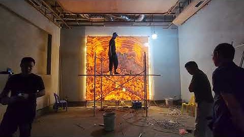 Hoàn thiện lắp đặt bức tranh đá Onyx xuyên sáng tại Bắc Ninh