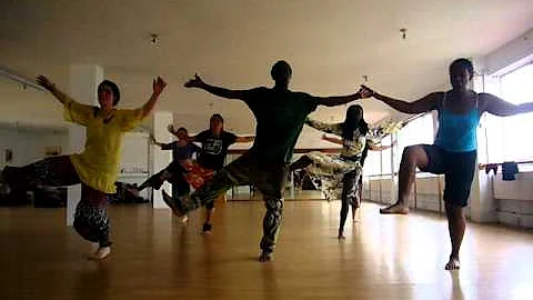 SEROUBA DANCE CLASS WITH ELA MAMADOU SEYDI