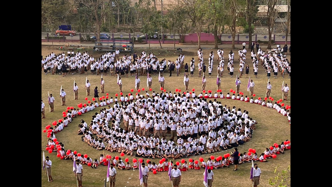กิจกรรมน้องพี่ ร่วมยินดี  ณที่นี้ โรงเรียนเทศบาลท่าอิฐ