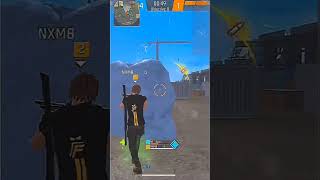 Nxm8 gana un 1v2 ! épico Nxm8 wins an epic 1v2 ! #freeﬁresquad #fypageシ #foryou #freefireindia_