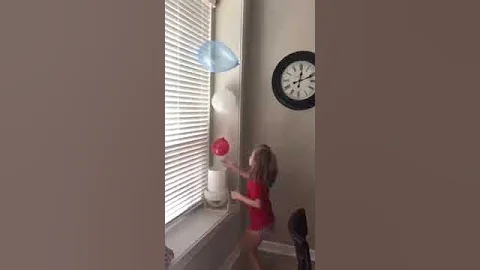 Floating Bernoulli's balloons