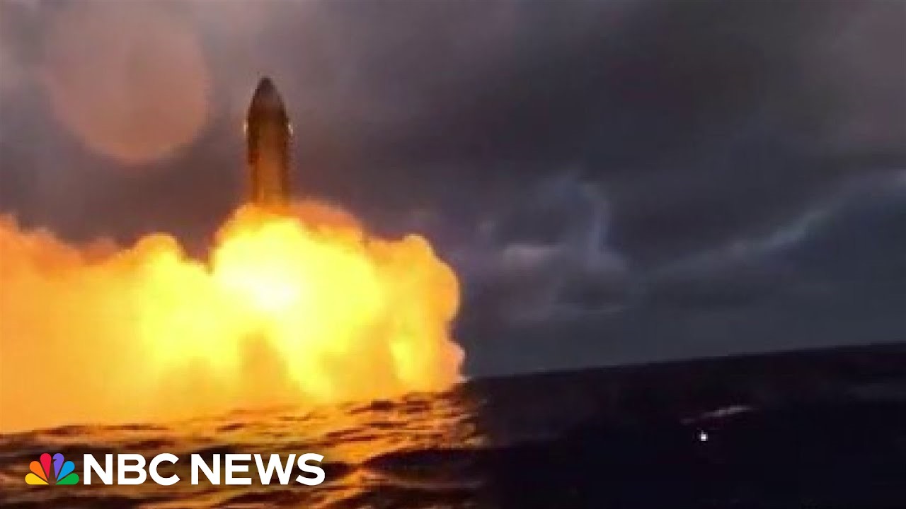 SpaceX starship rocket splashes down after successful launch and orbit around Earth SpaceX starship rocket splashes down after successful launch and orbit around Earth