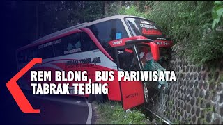 Rem Blong, Bus Pariwisata Tabrak Tebing