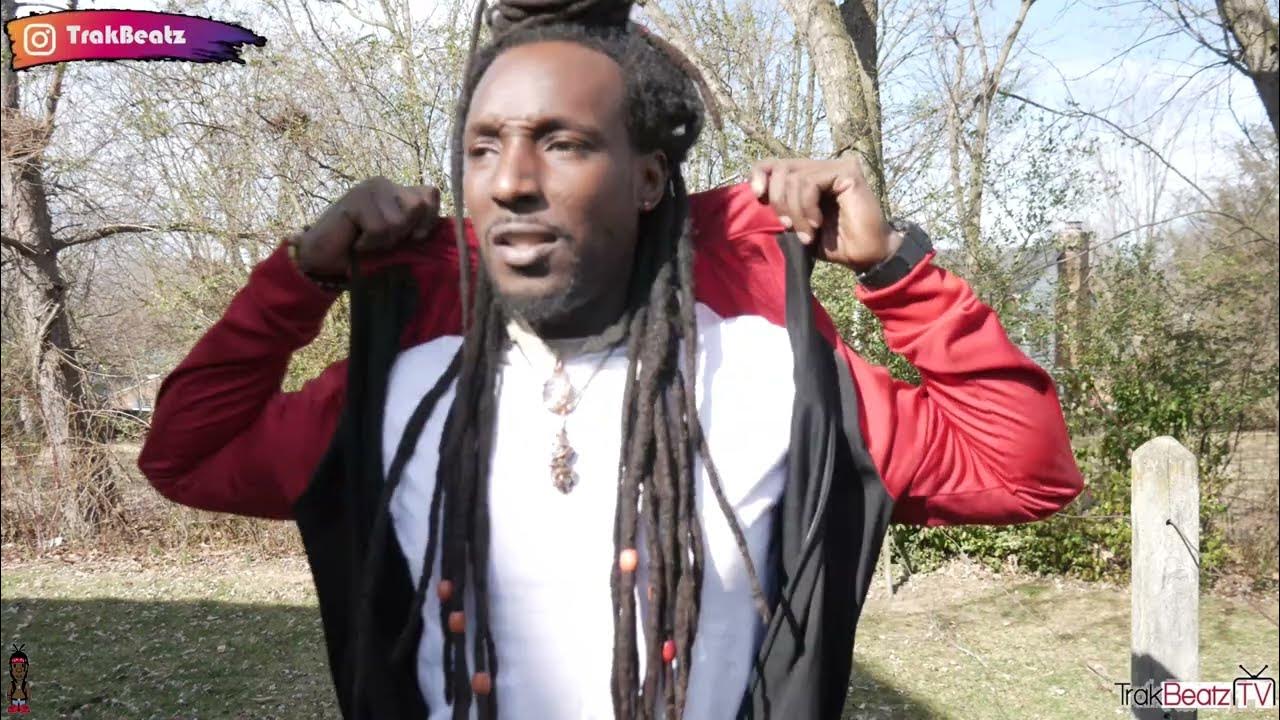 YOU DO NOT SEE YOUR OWN LIGHT, THE SAME WAY YOU DON'T SMELL YOUR OWN