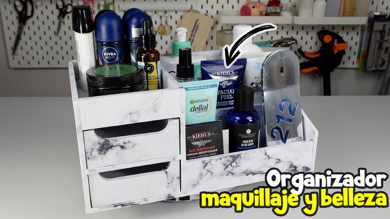 Organizador de maquillaje y cuidado personal de cartón 