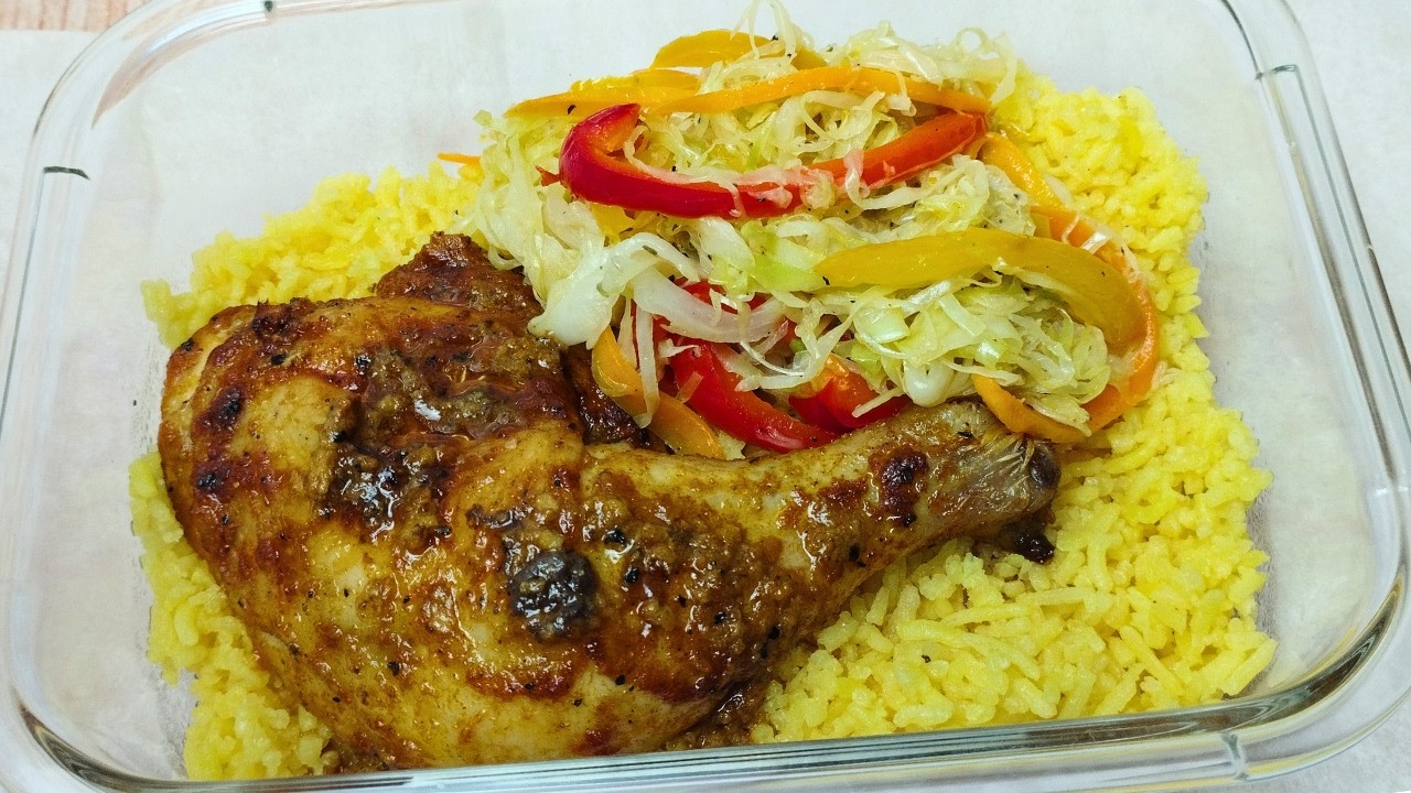 Flavor-Packed Turmeric Rice Bowl with Smoky Paprika Chicken & Cabbage Stir-Fry!