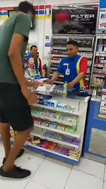 Manusia tertinggi di indonesia