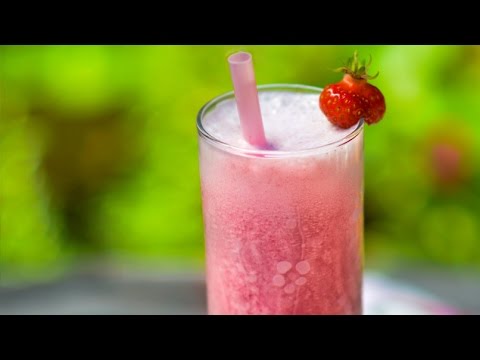 Vidéo: Shake Aux Fraises Et Noix De Cajou