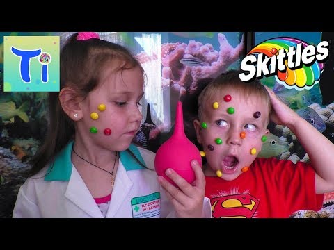 BAD BABY ЗАБОЛЕЛ СКИТЛСТРЯНКОЙ Skittles CANDY CHALLENGE Врач спасает больного КЛИЗМОЙ Мама в шоке