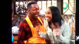 Family Matters Laura and Maxine pie scene