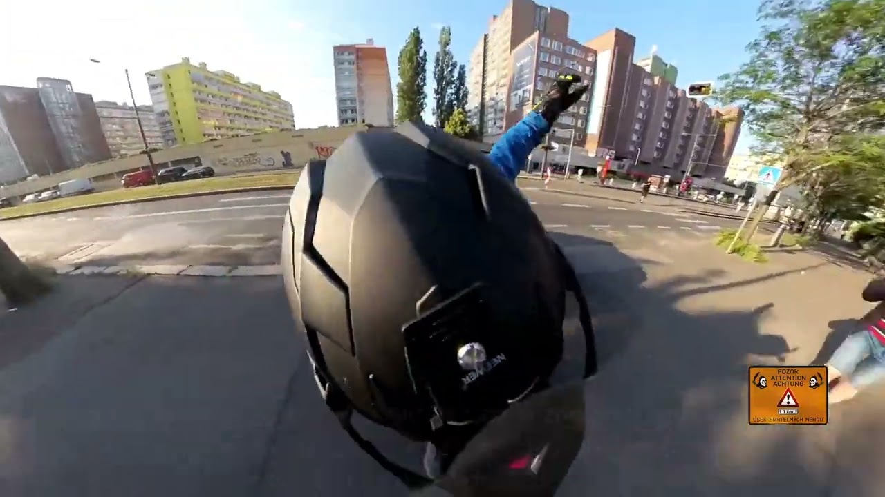 Kompilace 91 z našich silnic - modré majáky, mdlý rozum a kolegové přispěli