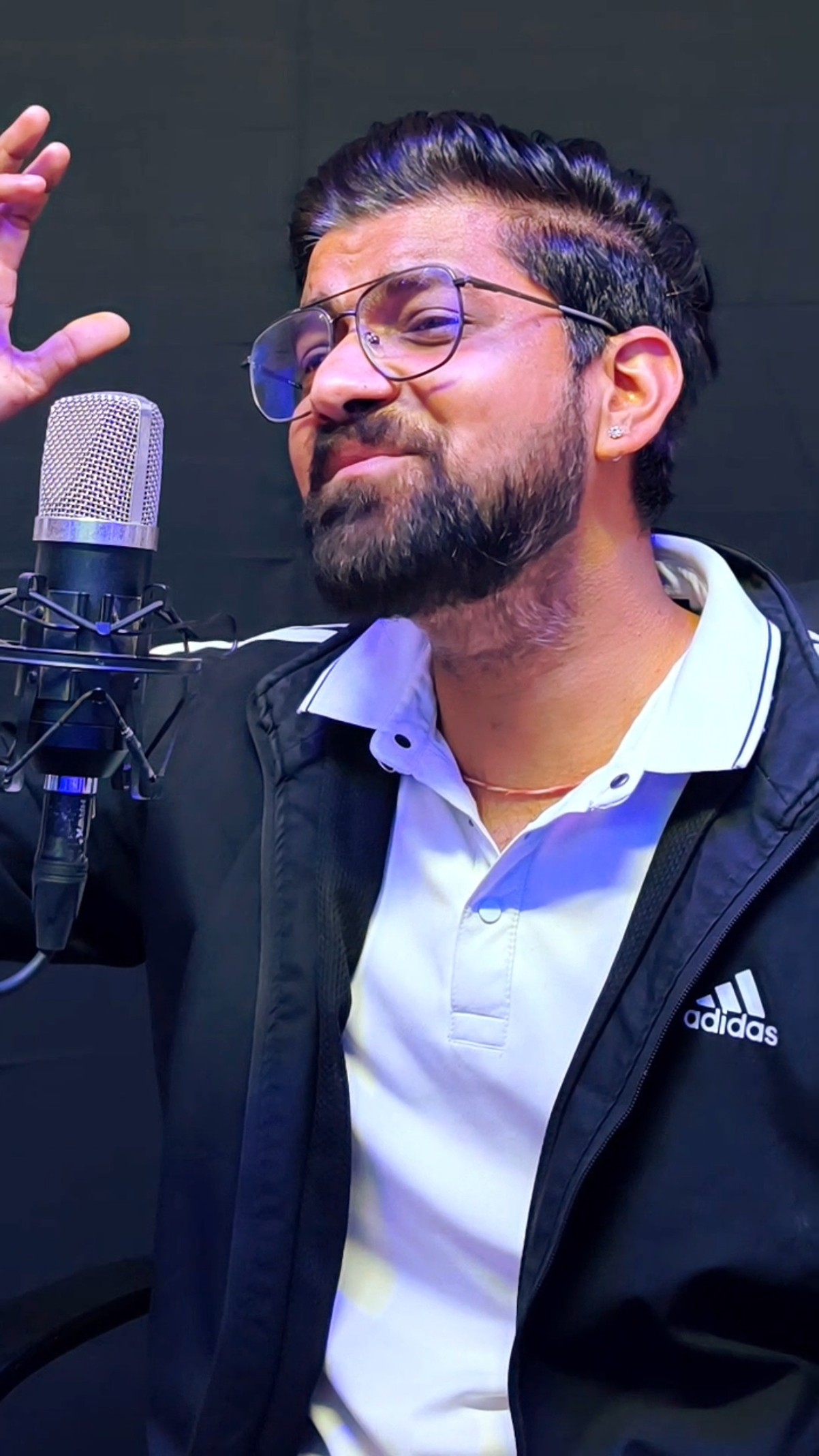 🎵 हिंदी गाणी - ShareChat
