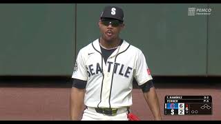 DAN WILSON IS FURIOUS! Pitch Clock Violation Called Because Julio Rodriguez Threw Balls To Fans!