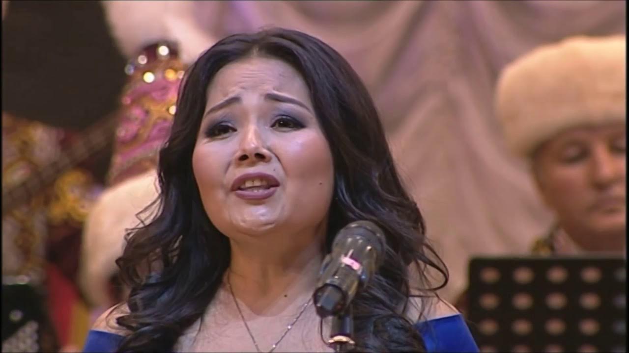 Тәжік моласы жыныстық қатынасқа түседі Киевтегі классикалық секс