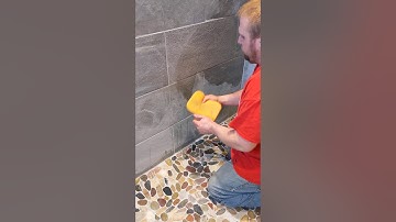 Removing grout haze