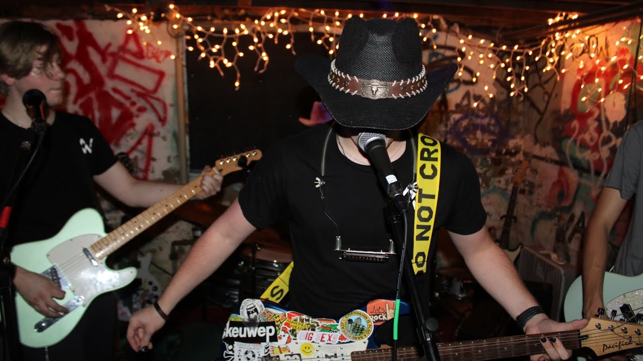 Manifest West - Modern Cowboy Blues (Live from Red’s in Urbana, IL 8/25/23)