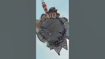 Dive into the bubble world #kandao #qoocam3 #bubbles #tinyplanet #360video #frankfurt