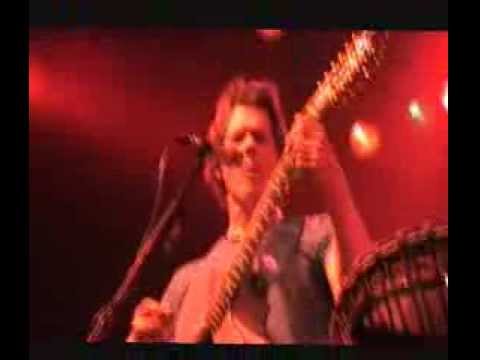 Genial! "Bacon Brothers" "Kevin Bacon""Old Guitars",Hollywo...  hautnah